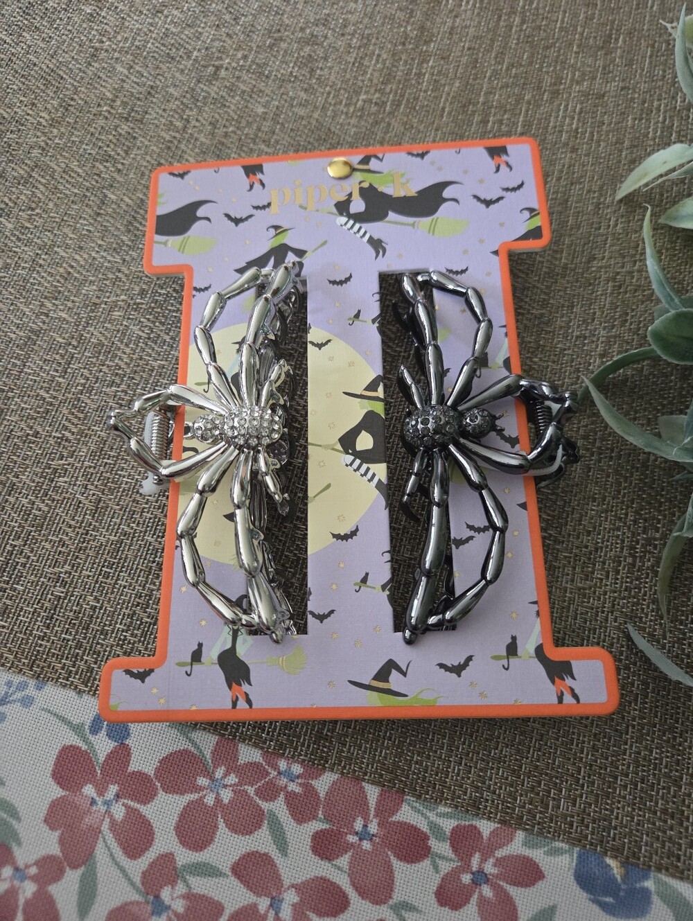 Piper & Co. Spider Hair Clips - Silver and Gunmetal